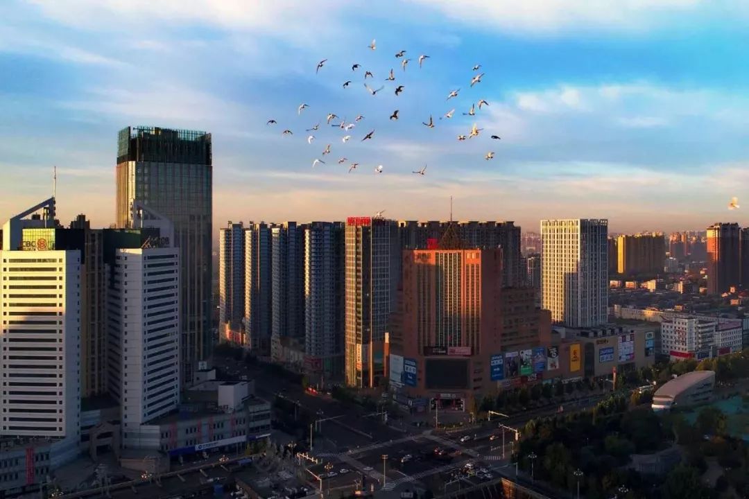 唐山，华北平原上的泼墨山水，历史与现代的交融之地